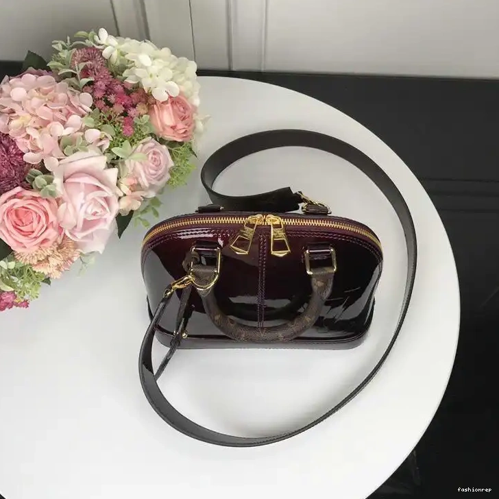 Fashionrepsfam ru Bags LV 19T1L0241 0802